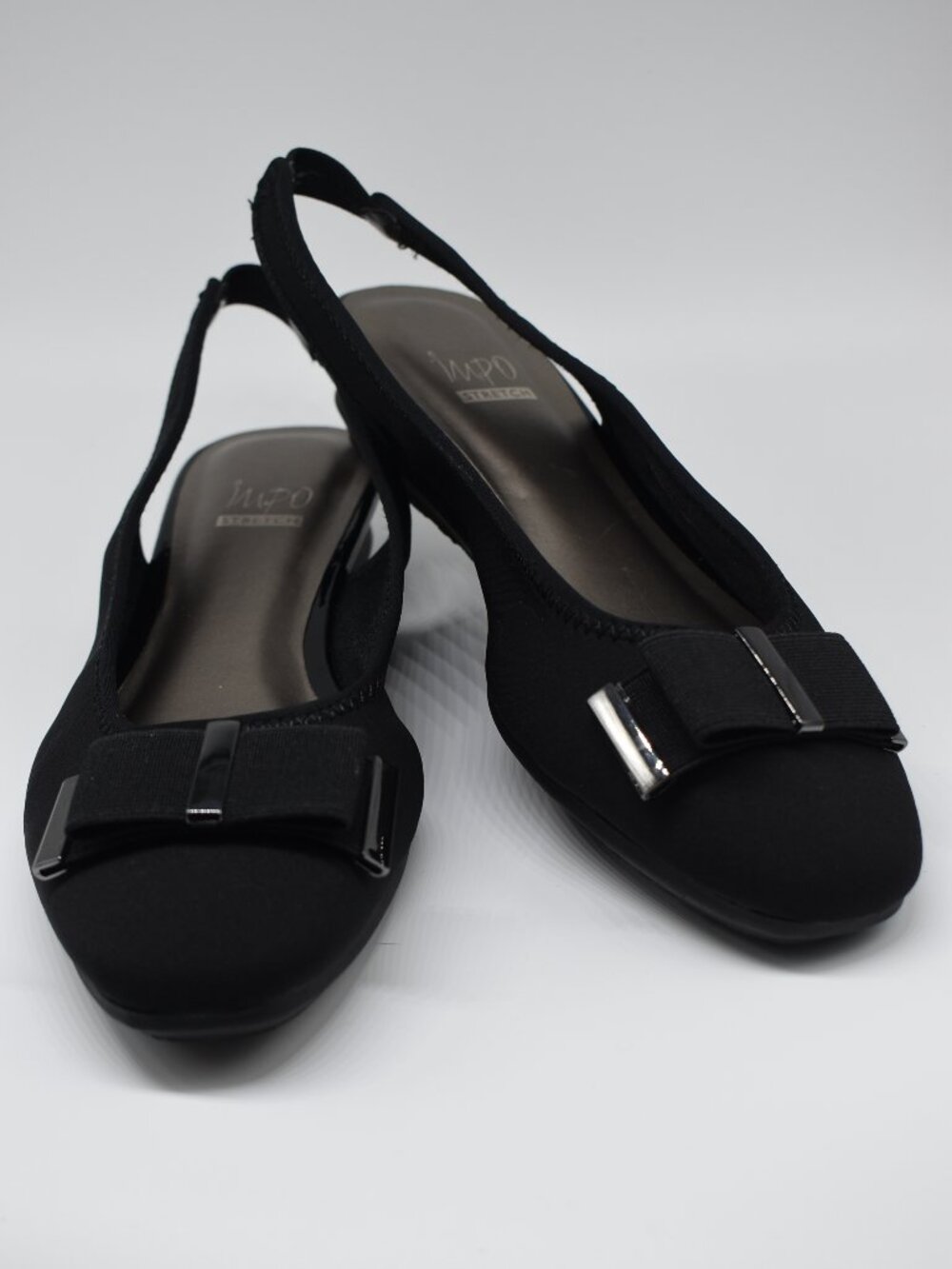 Impo Stretch Rhyan Black Closed Toe Sandal Womens 8.5M Shoes With Bow Ties